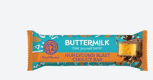 Load image into Gallery viewer, Buttermilk Honeycomb Blast Choccy Bar 45g