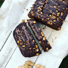 Load image into Gallery viewer, Natural Evolution Chocolate Cake 465g